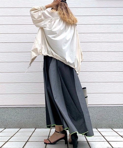 Q(キュー)の「アイスタッチ撥水ブルゾン(ブルゾン・レディース・ブラウン/アイボリー・MEDIUM)」の15枚目の写真