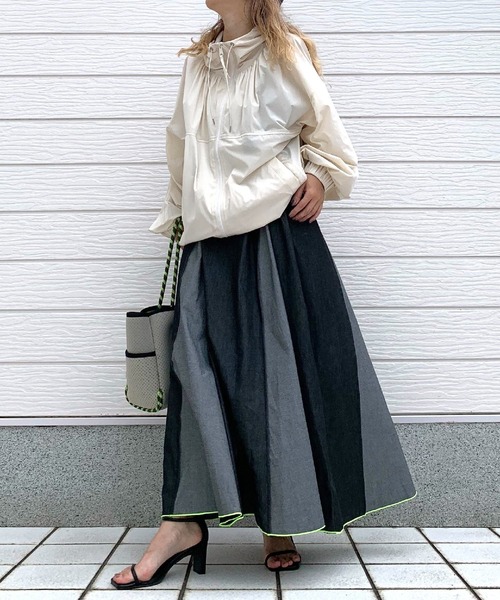 Q(キュー)の「アイスタッチ撥水ブルゾン(ブルゾン・レディース・ブラウン/アイボリー・MEDIUM)」の14枚目の写真