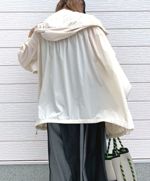 Q(キュー)の「アイスタッチ撥水ブルゾン(ブルゾン・レディース・ブラウン/アイボリー・MEDIUM)」の21枚目の写真