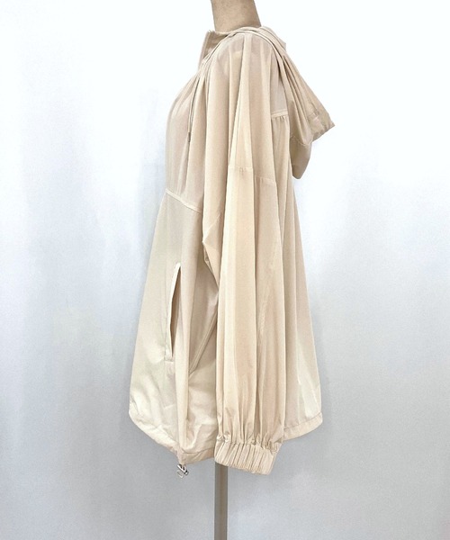 Q(キュー)の「アイスタッチ撥水ブルゾン(ブルゾン・レディース・ブラウン/アイボリー・MEDIUM)」の8枚目の写真