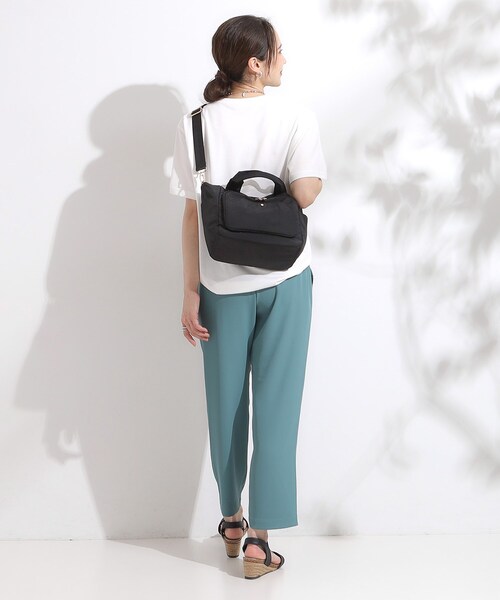SHOO・LA・RUE(シューラルー)の「【撥水/2WAY】フロントポケット10ポケットトートバッグ(トートバッグ・レディース・ブラック/グレー/ブルー・00)」の10枚目の写真