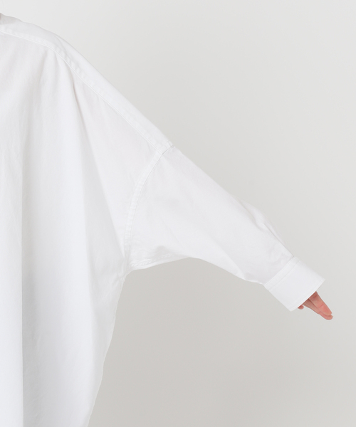 plage(プラージュ)の「Light OX Poncho シャツ(シャツ/ブラウス・レディース・サックスブルー/ホワイト/イエロー・FREE)」の6枚目の写真