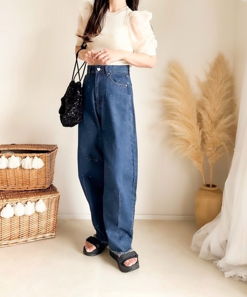 merrylatte（メリーラテ）の「カーブデニムラインストーンパンツ（デニムパンツ・レディース・ネイビー・SMALL）」の4枚目の写真