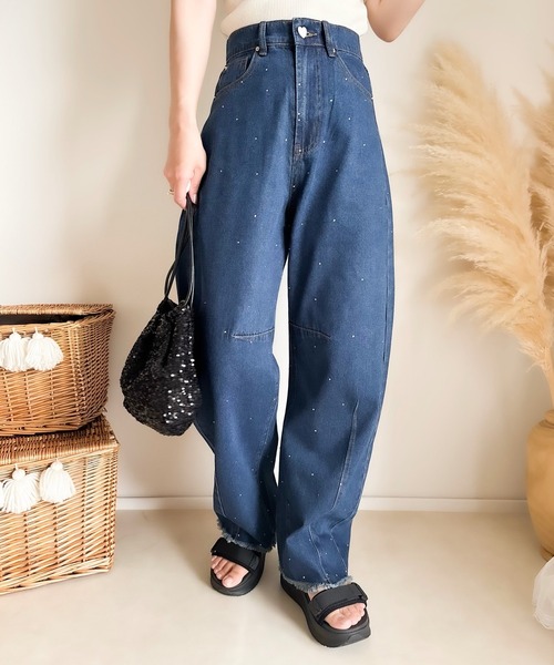 merrylatte（メリーラテ）の「カーブデニムラインストーンパンツ（デニムパンツ・レディース・ネイビー・SMALL）」の10枚目の写真