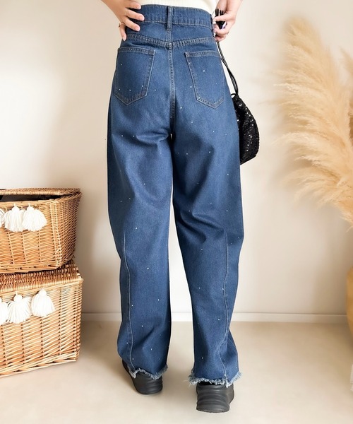 merrylatte（メリーラテ）の「カーブデニムラインストーンパンツ（デニムパンツ・レディース・ネイビー・SMALL）」の12枚目の写真