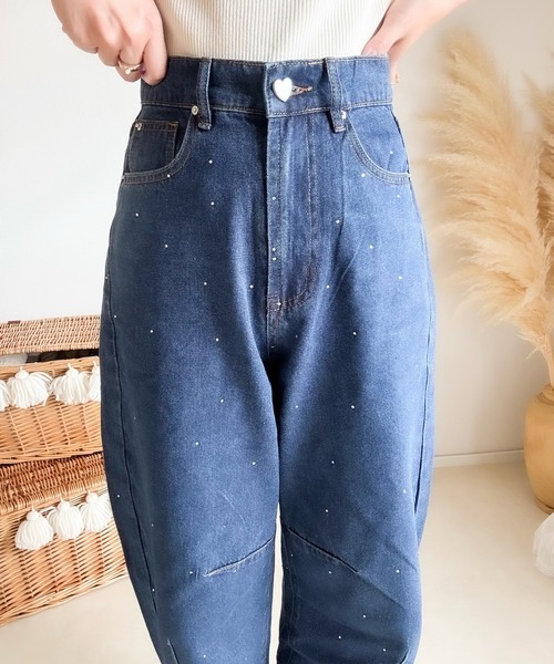 merrylatte（メリーラテ）の「カーブデニムラインストーンパンツ（デニムパンツ・レディース・ネイビー・SMALL）」の13枚目の写真