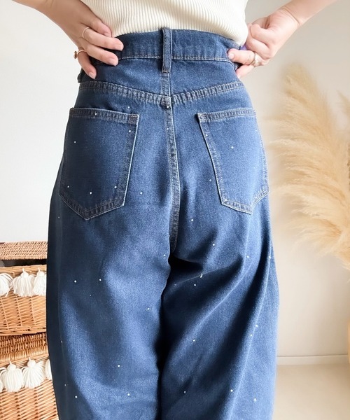 merrylatte（メリーラテ）の「カーブデニムラインストーンパンツ（デニムパンツ・レディース・ネイビー・SMALL）」の15枚目の写真