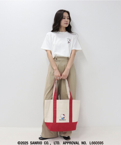 fredy emue（フレディエミュ）の「【HELLO KITTY meet FREDY emue】 プリントミディアムトートバッグ（トートバッグ・レディース・ブルー系その他/ホワイト系その他・FREE）」の5枚目の写真