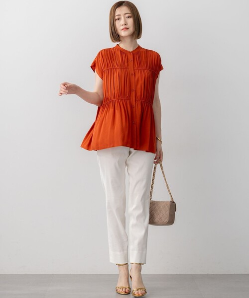 23区（ニジュウサンク）の「【接触冷感/WEB&一部店舗限定】レーヨンスパローン ティアード ブラウス（シャツ/ブラウス・レディース・ダークブラウン系/黄土色系/ブラック系/アイボリー系・38）」の6枚目の写真