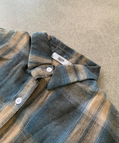 SHEPP（シープ）の「ルーズシルエット チェックシャツ 長袖 / 10色展開（シャツ/ブラウス・レディース・ブラック/アイボリー/グレー/ブルー/ブラウン/グリーン/ライトブルー/ネイビー/ベージュ/ピンク・S/M）」の13枚目の写真