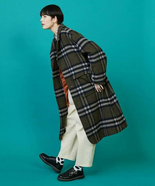 FRAPBOIS（フラボア）の「モッサコート（チェスターコート・レディース・カーキ/ブラック・1/2）」の12枚目の写真