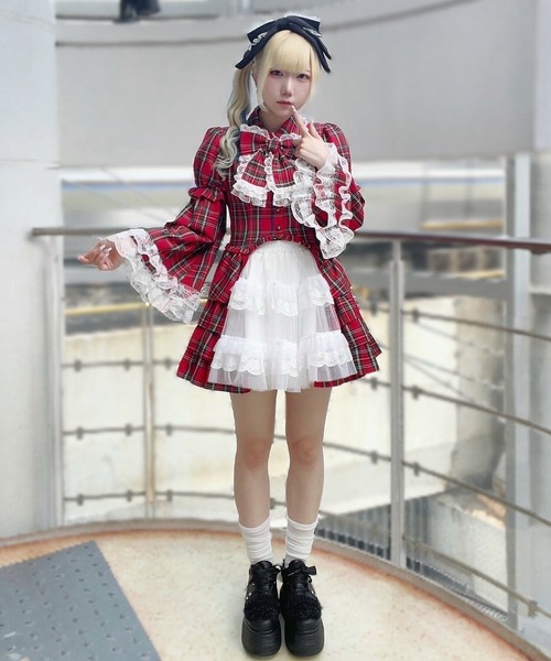 Jamie エーエヌケー(ジェイミーエーエヌケー)の「お姫様ブラウス(シャツ/ブラウス・レディース・ブラック/レッド/A・M)」の16枚目の写真