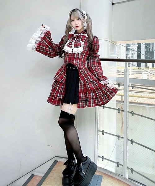 Jamie エーエヌケー(ジェイミーエーエヌケー)の「お姫様ブラウス(シャツ/ブラウス・レディース・ブラック/レッド/A・M)」の17枚目の写真