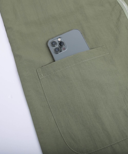 AMELY（エミリー）の「前後2WAY撥水orデニムサロペット（サロペット/オーバーオール・レディース・ブルー系1/モカ/ブラック/ブルー系2/チャコール/カーキ・C/L/M）」の19枚目の写真