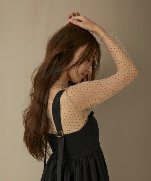 ACYM（アシーム）の「ドットシアーハイネックブラウス（シャツ/ブラウス・レディース・ブラック/ベージュ・FREE）」の4枚目の写真