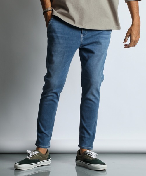 The DUFFER of ST.GEORGE（ザダファーオブセントジョージ）の「FREE FIT SUPER STRETCH "ISKO" DENIM：スーパーストレッチ ISKO(イスコ) デニム（デニムパンツ・メンズ・ライトインディゴブルー/ダークインディゴブルー/インディゴブルー・SMALL/X-LARGE/LARGE/MEDIUM）」の13枚目の写真