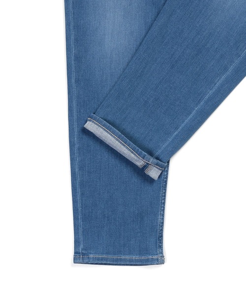 The DUFFER of ST.GEORGE（ザダファーオブセントジョージ）の「FREE FIT SUPER STRETCH "ISKO" DENIM：スーパーストレッチ ISKO(イスコ) デニム（デニムパンツ・メンズ・ライトインディゴブルー/ダークインディゴブルー/インディゴブルー・SMALL/X-LARGE/LARGE/MEDIUM）」の11枚目の写真