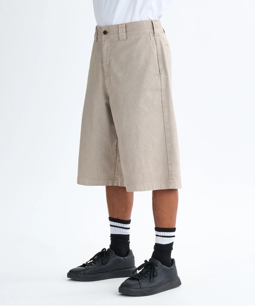 Quiksilver(クイックシルバー)の「CHINO WASH SHORT/クイックシルバーショートパンツ(チノパンツ・メンズ・ブラック/カーキ・X-LARGE/LARGE/MEDIUM)」の12枚目の写真
