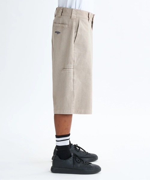 Quiksilver(クイックシルバー)の「CHINO WASH SHORT/クイックシルバーショートパンツ(チノパンツ・メンズ・ブラック/カーキ・X-LARGE/LARGE/MEDIUM)」の13枚目の写真