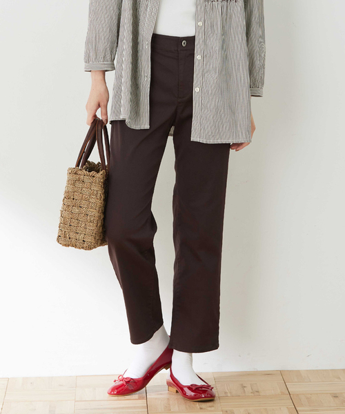 DECOY SINCE 1981（デコイシンスイチキュウハチイチ）の「ストレッチストレートパンツ【ウエストゴム・大きいサイズあり】（その他パンツ・レディース・ネイビー/ブラウン/ベージュ・67/70/64/76/80）」の2枚目の写真