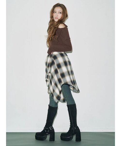 EVRIS（エヴリス）の「フードチェックオーバーサイズシャツ【セットアップ着用可能】（シャツ/ブラウス・レディース・ブラック/ブラウン・FREE）」の14枚目の写真