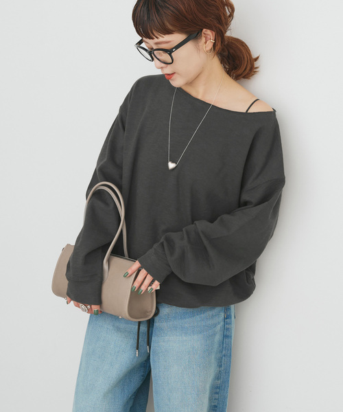 Spick & Span(スピックアンドスパン)の「コットンスラブミニ裏毛プルオーバー(スウェット・レディース・チャコールグレー/ベージュ・FREE)」の6枚目の写真