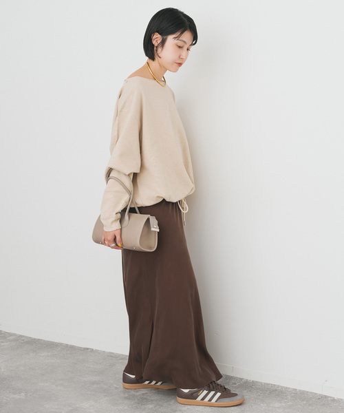 Spick & Span(スピックアンドスパン)の「コットンスラブミニ裏毛プルオーバー(スウェット・レディース・チャコールグレー/ベージュ・FREE)」の19枚目の写真