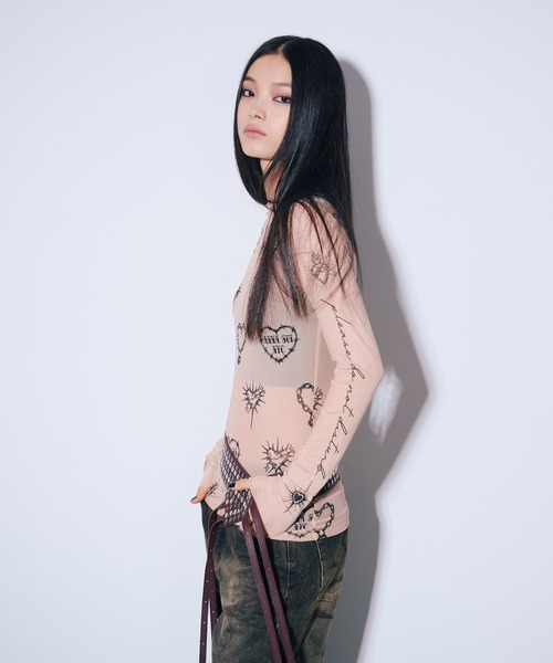 ANNA SUI NYC（アナ スイ エヌ ワイ シー）の「ハート総柄シアートップス（Tシャツ/カットソー・レディース・ブラック/ブルー/ベージュ・FREE）」の10枚目の写真