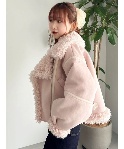 dazzlin(ダズリン)の「ビッグカラームートンブルゾン(ムートンコート・レディース・ピンク/ブラウン/アイボリー/ブラック・FREE)」の14枚目の写真