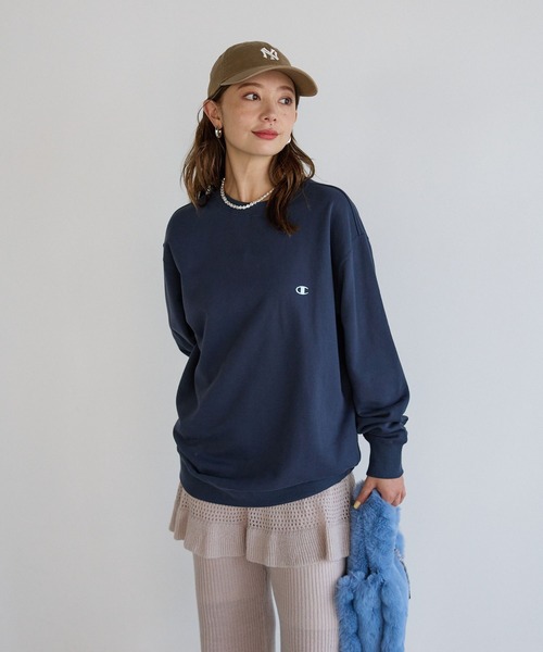Champion(チャンピオン)の「【Champion(チャンピオン)】別注刺繍ロングスリーブスウェット(裏毛)(スウェット・レディース・オートミール/ネイビー/ライトグレー/レンガ・FREE)」の22枚目の写真