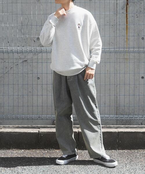 ITEMS URBANRESEARCH（アイテムズ アーバンリサーチ）の「TeddyBear ワンポイント スウェット（スウェット・メンズ・バーガンディー/グリーン/オートミール/ネイビー・LARGE/MEDIUM）」の8枚目の写真