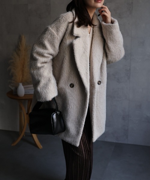 ap retro（アプレトロ）の「フェザーシャギーミドル丈コート（その他