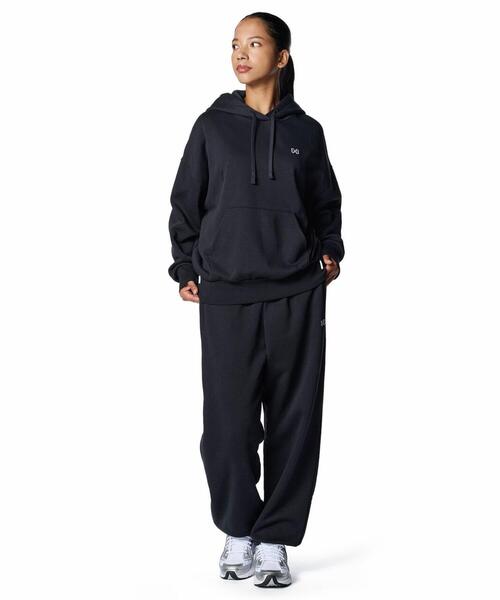 UNDER ARMOUR（アンダーアーマー）の「UAライバルフリース オーバーサイズド パンツ（トレーニング/レディース）（その他パンツ・レディース・ブラック・L/M/XL）」の2枚目の写真