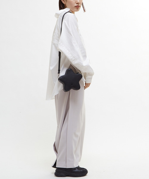 CONVERSE TOKYO（コンバーストウキョウ）の「STAR★ MINI SHOULDER BAG（ショルダーバッグ・レディース・ブラック/シルバー・FREE）」の6枚目の写真