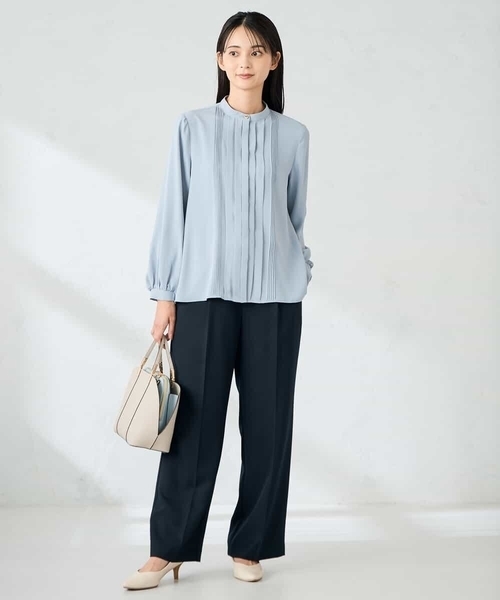 a.v.v(アーヴェヴェ)の「【洗える/WEB限定】ピンタックブラウス(シャツ/ブラウス・レディース・ホワイト/ネイビー/ダークインディゴブルー・42/40/36/38)」の6枚目の写真