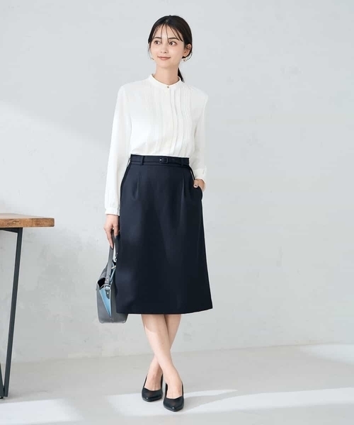 a.v.v(アーヴェヴェ)の「【洗える/WEB限定】ピンタックブラウス(シャツ/ブラウス・レディース・ホワイト/ネイビー/ダークインディゴブルー・42/40/36/38)」の19枚目の写真