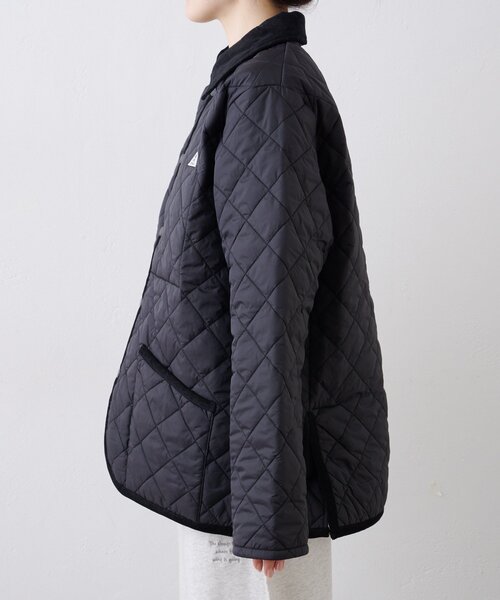 GEVACO（ゲバコ）の「【軽量/洗える】【GEVACO】キルトミドルコート（ブルゾン・レディース・カーキ/ブラック・LARGE/MEDIUM）」の15枚目の写真