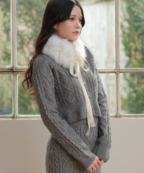 M DOLLY(エムドリー)の「fur tippet aurora knit set up/ファーティペットアウローラニットセットアップ(セットアップ・レディース・グレー/アイボリー・FREE)」の10枚目の写真