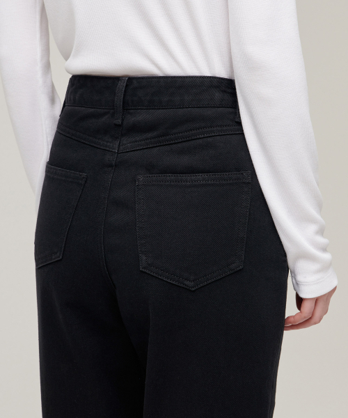 MUSINSA STANDARD WOMAN（ムシンサスタンダードウーマン）の「ウィメンズストレートデニムパンツ[ブラック]（デニムパンツ・レディース・その他・30/23/24/25/26/27/28/29/32）」の6枚目の写真