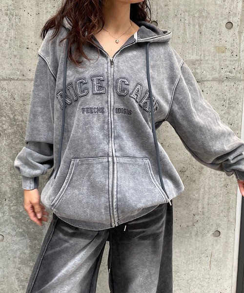 セール】英字パッチ付ピグメントジップパーカー（パーカー）｜ROGER