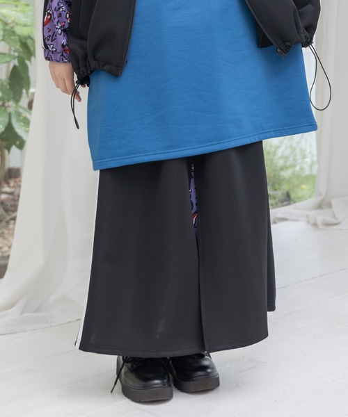 ScoLar(スカラー)の「153716:仲宗根泉(HY)コラボ 柄切替ジャージスカート(スカート・レディース・ブラック/パープル・M)」の11枚目の写真