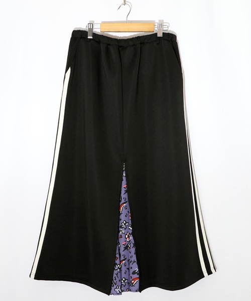 ScoLar(スカラー)の「153716:仲宗根泉(HY)コラボ 柄切替ジャージスカート(スカート・レディース・ブラック/パープル・M)」の18枚目の写真
