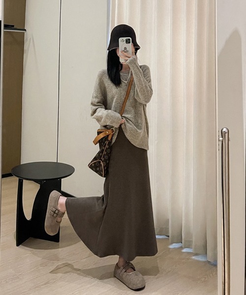SallyLunn(サリーラン)の「Aラインニットスカート(スカート・レディース・ブラック/ブラウン/ホワイト/グレー・MEDIUM/LARGE)」の5枚目の写真