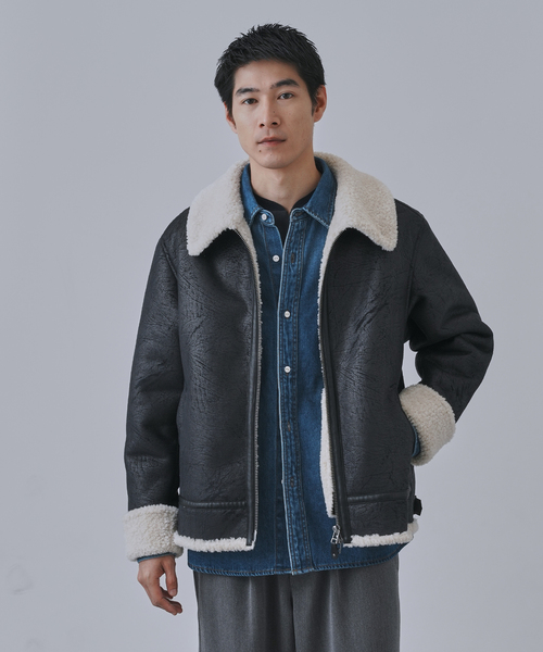 B.C STOCK(ベーセーストック)の「ヴィンテージ加工 B-3 フライトジャケット(ムートンコート・メンズ・ブラウン/ブラック・MEDIUM/LARGE)」の1枚目の写真