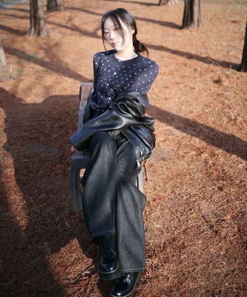 WEST GRAND BOULEVARD(ウエストグランドブルバード)の「ヒューズワイドワンタック生地デニムパンツBLACKINDIGO(デニムパンツ・レディース・その他・MEDIUM/LARGE/X-LARGE/X-SMALL/SMALL)」の13枚目の写真