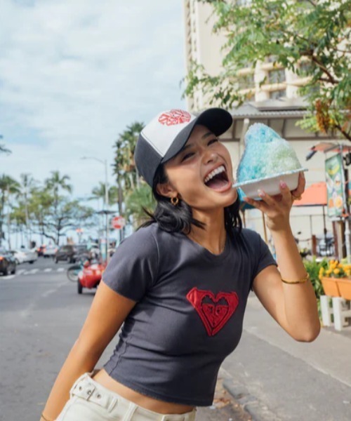 ROXY（ロキシー）の「ROXY×NANAHA S/S TEE/ロキシー半袖Tシャツ（Tシャツ/カットソー・レディース・ブラック・MEDIUM/LARGE）」の6枚目の写真