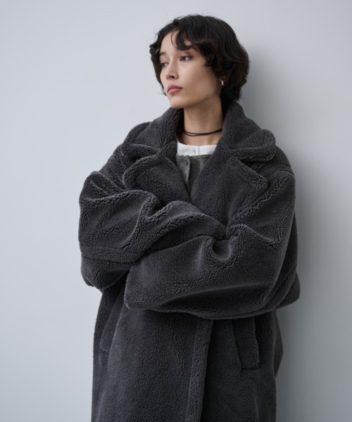 AIC.（エーアイシー）の「ボアロングテーラードコート（チェスターコート・レディース・モカ/チャコールグレー・FREE）」の20枚目の写真