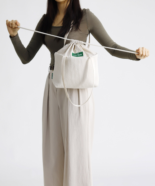 GREEN STUFF(グリーンスタッフ)の「boat string bag 66 corduroy canvas - ivory S(エコバッグ/サブバッグ・レディース・その他・FREE)」の9枚目の写真
