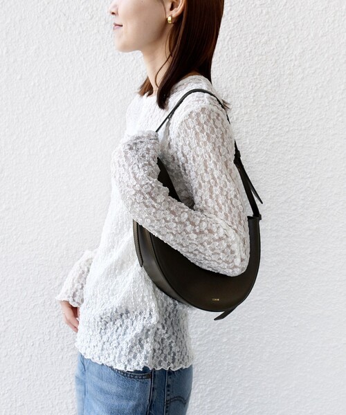 SHIPS(シップス)の「〈手洗い可能〉ラッセル レース ヘンリー ネック 2WAY プルオーバー(Tシャツ/カットソー・レディース・オフホワイト/ネイビー/ブラック/ホワイト・ONE SIZE)」の16枚目の写真