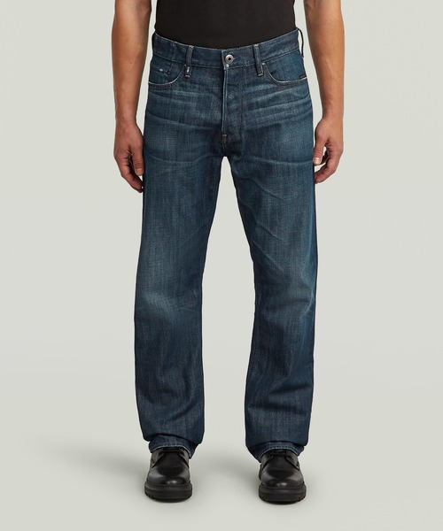 G-STAR(ジースター)の「Dakota Regular Straight Jeans/ヴィンテージライクレギュラーストレートジーンズ(デニムパンツ・メンズ・ダークインディゴブルー・30/30/29/30/33/30/32/30/31/30/34/30/28/30)」の1枚目の写真